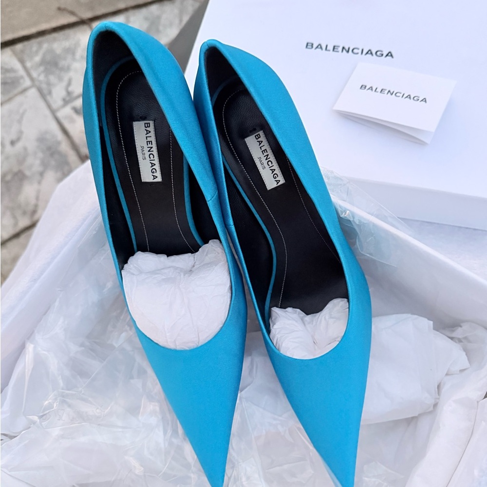 Balenciaga Blue Heels/Pumps. US/11 - Picture 2 of 3